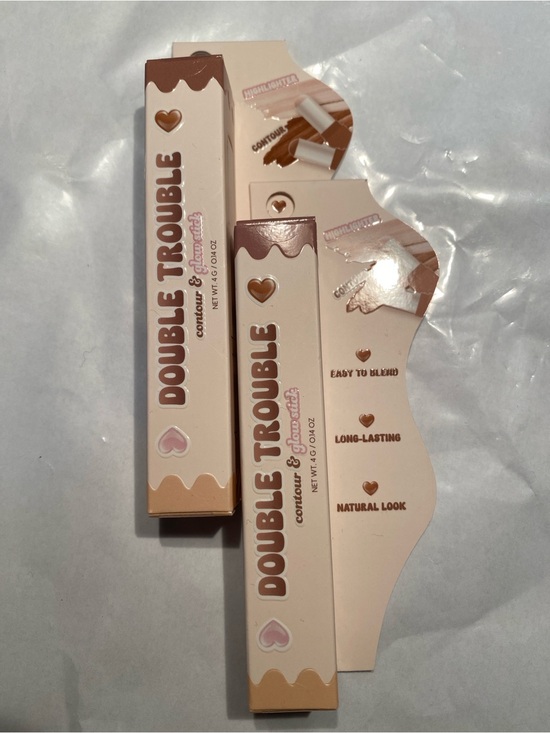 Kara Beauty Other - Kara Beauty Double Trouble Contour and Glow Stick Duo